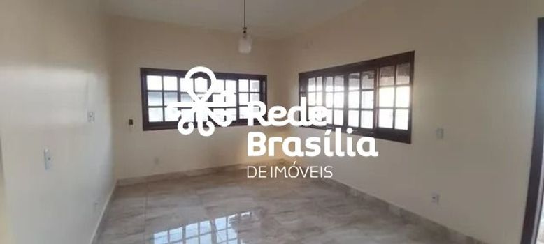 Foto 8 do(a) Casa de 4 quartos à venda em Setor Habitacional Jardim Botânico, Brasília