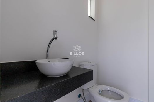 Foto 39 do(a) Casa em Condomínio de 3 quartos à venda em Santo Inácio, Curitiba
