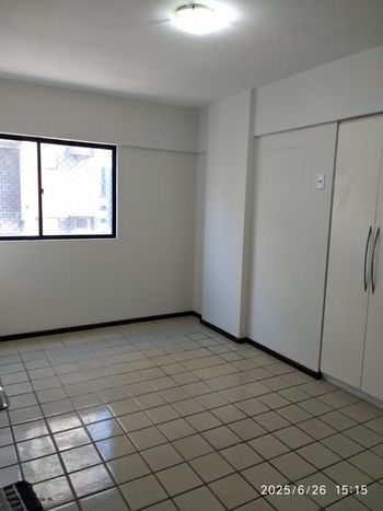 Foto 2 do(a) Apartamento de 3 quartos para alugar em Jatiúca, Maceió