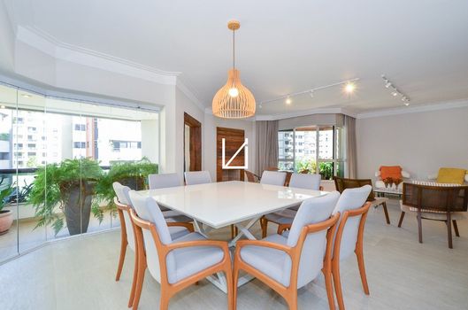 Foto 4 do(a) Apartamento de 3 quartos à venda em Vila Morumbi, São Paulo