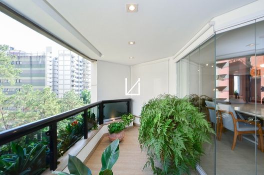 Foto 12 do(a) Apartamento de 3 quartos à venda em Vila Morumbi, São Paulo