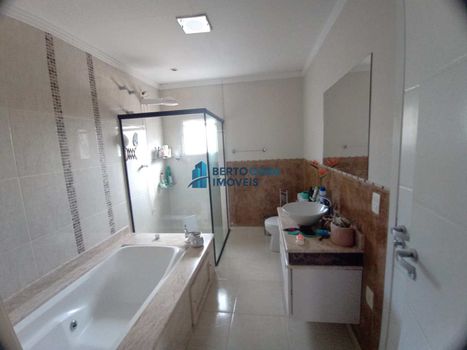 Foto 16 do(a) Casa em Condomínio de 4 quartos à venda em Vila Carmosina, São Paulo