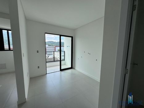 Foto 5 do(a) Apartamento de 2 quartos à venda em Estados, Balneário Camboriú