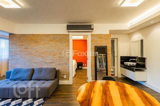 Foto 10 do(a) Apartamento de 1 quartos à venda em Três Figueiras, Porto Alegre