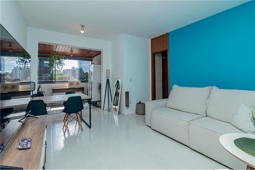 Foto 1 do(a) Apartamento de 3 quartos à venda em Passo da Areia, Porto Alegre