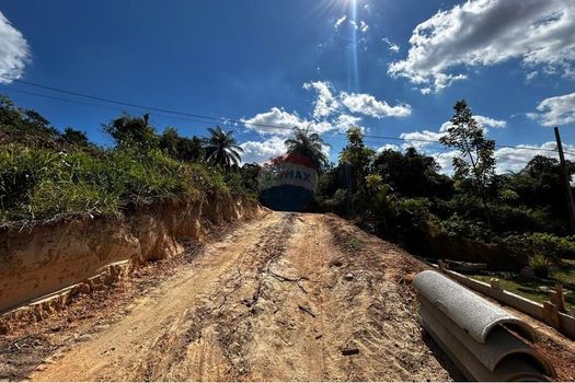 Foto 5 do(a) Fazenda / Sítio / Chácara false à venda em null, Sarzedo
