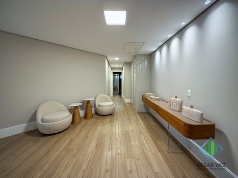 Foto 7 do(a) Casa em Condomínio de 4 quartos à venda em Córrego Grande, Florianópolis