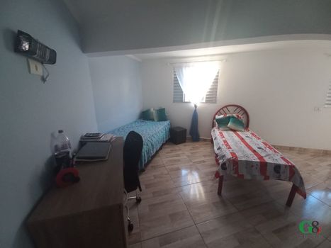 Foto 1 do(a) Casa de 3 quartos à venda em Jardim Represa, São Paulo