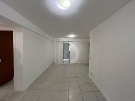 Foto 3 do(a) Apartamento de 2 quartos à venda em Jardim Botânico, Rio de Janeiro