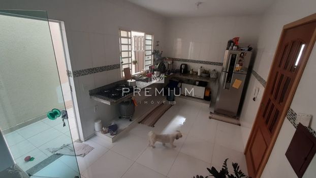 Foto 9 do(a) Casa de 3 quartos à venda em Jardim Patrícia, Uberlândia