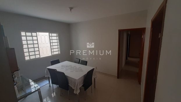 Foto 32 do(a) Casa de 3 quartos à venda em Jardim Patrícia, Uberlândia