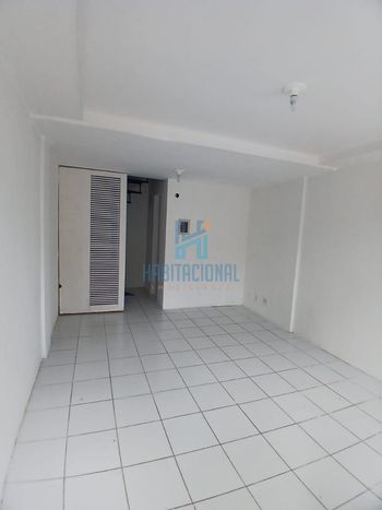 Foto 4 do(a) Sala / Conjunto Comercial false à venda em Candelária, Natal