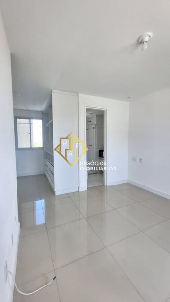 Foto 13 do(a) Apartamento de 2 quartos à venda em Salinas, Fortaleza