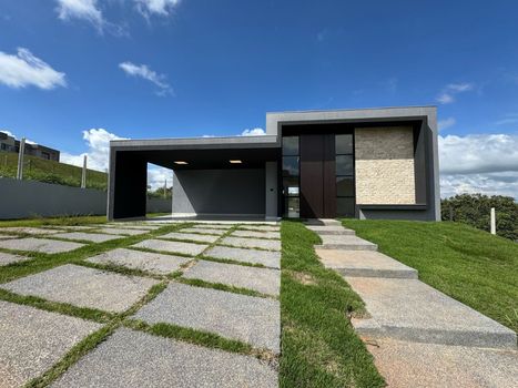 Foto 4 do(a) Casa em Condomínio de 4 quartos à venda em Residencial Real Mont Ville, Lagoa Santa