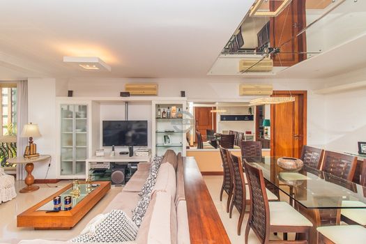 Foto 5 do(a) Apartamento de 3 quartos à venda em Três Figueiras, Porto Alegre