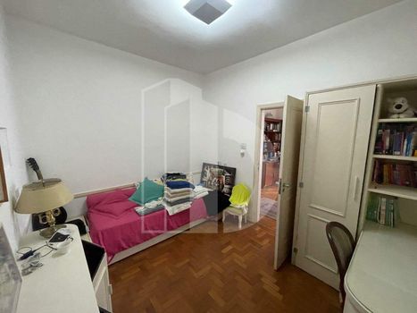 Foto 16 do(a) Casa de 5 quartos à venda em Jardim Botânico, Rio de Janeiro