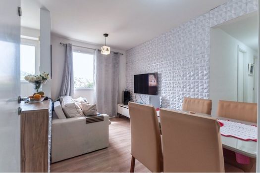 Foto 1 do(a) Apartamento de 2 quartos à venda em Vila Zat, São Paulo