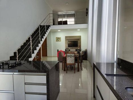 Foto 5 do(a) Casa de 3 quartos à venda em Jardim Califórnia, Jacareí