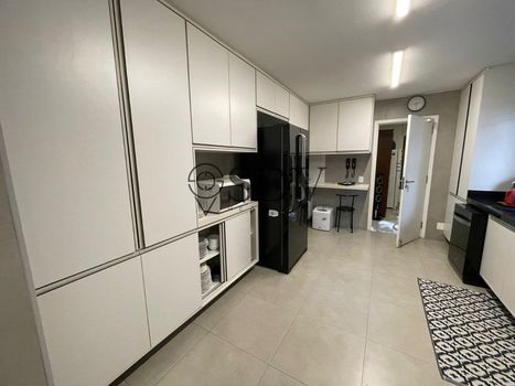 Foto 13 do(a) Apartamento de 5 quartos à venda em Santa Cecília, São Paulo