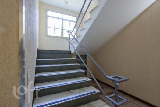 Foto 4 do(a) Apartamento de 2 quartos à venda em Santo Antônio, Porto Alegre