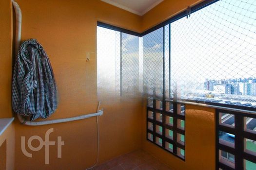 Foto 11 do(a) Apartamento de 2 quartos à venda em Santo Antônio, Porto Alegre