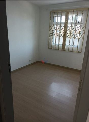 Foto 10 do(a) Apartamento de 3 quartos à venda em Guaíra, Curitiba