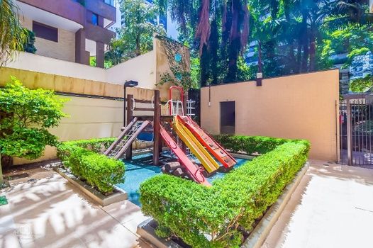 Foto 40 do(a) Apartamento de 3 quartos à venda em Três Figueiras, Porto Alegre