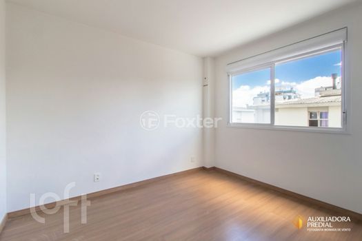 Foto 13 do(a) Apartamento de 2 quartos à venda em Passo da Areia, Porto Alegre