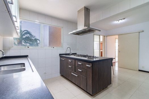 Foto 46 do(a) Apartamento de 4 quartos à venda em Vila Andrade, São Paulo