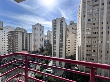 Foto 13 do(a) Flat de 1 quartos à venda em Moema, São Paulo