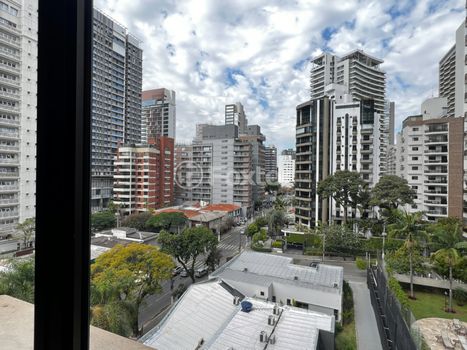 Foto 32 do(a) Apartamento de 4 quartos à venda em Moema, São Paulo