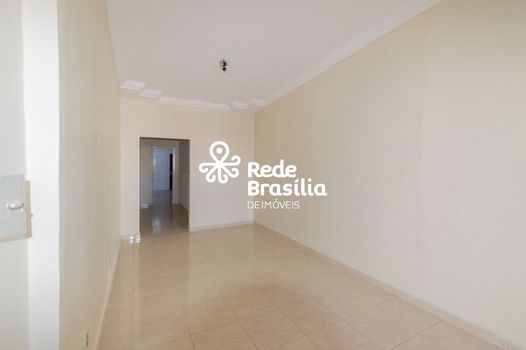Foto 2 do(a) Casa de 3 quartos à venda em Cruzeiro Velho, Brasília