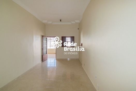 Foto 1 do(a) Casa de 3 quartos à venda em Cruzeiro Velho, Brasília