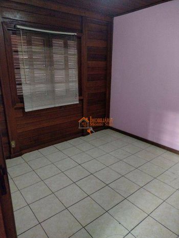 Foto 2 do(a) Casa de 4 quartos à venda em Vila Capitão Rabelo, Guarulhos