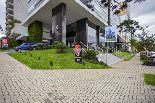 Foto 3 do(a) Sala / Conjunto Comercial false à venda em Água Verde, Curitiba