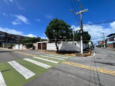 Foto 1 do(a) Casa de 5 quartos à venda em null, Barra de São Miguel