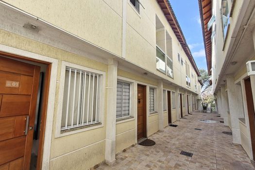 Foto 14 do(a) Casa em Condomínio de 2 quartos à venda em Vila Irmãos Arnoni, São Paulo