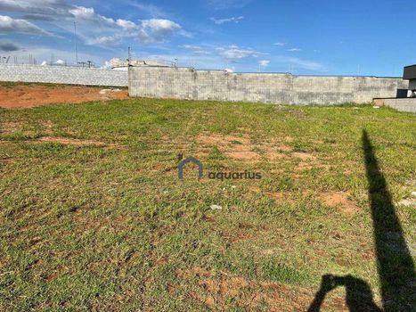 Foto 1 do(a) Terreno false à venda em Parque Residencial Maria Elmira, Caçapava