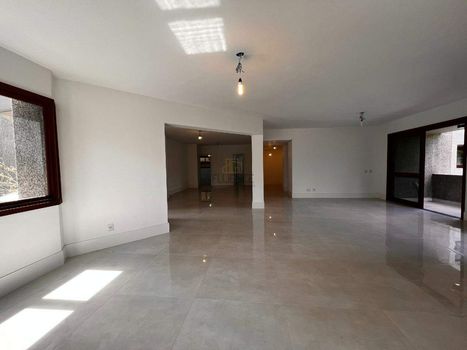 Foto 2 do(a) Apartamento de 4 quartos à venda em Centro, Bento Gonçalves