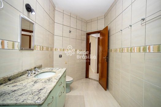 Foto 43 do(a) Casa em Condomínio de 4 quartos para alugar em Park Way, Brasília