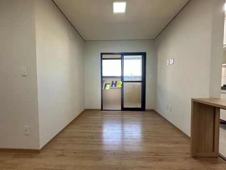 Foto 3 do(a) Apartamento de 3 quartos à venda em Parque Residencial das Camélias, Bauru