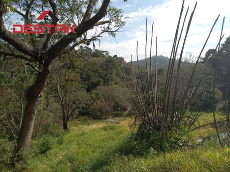 Foto 20 do(a) Fazenda / Sítio / Chácara de 12 quartos à venda em Chácara São João, Campo Limpo Paulista