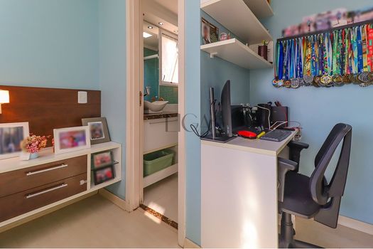 Foto 23 do(a) Apartamento de 3 quartos à venda em Vila Ipiranga, Porto Alegre