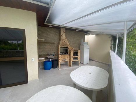 Foto 17 do(a) Apartamento de 3 quartos à venda em Bingen, Petrópolis