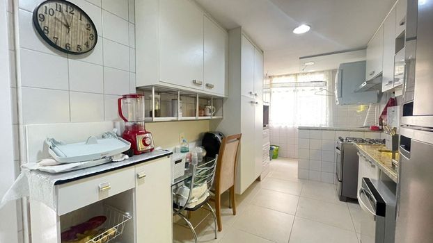 Foto 1 do(a) Apartamento de 3 quartos à venda em Bingen, Petrópolis
