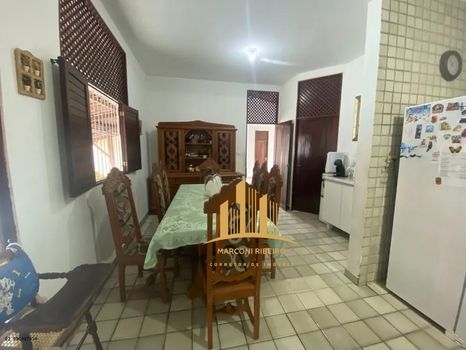 Foto 7 do(a) Casa de 5 quartos à venda em Gruta de Lourdes, Maceió