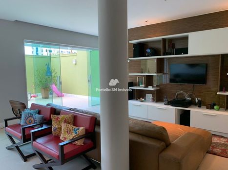 Foto 6 do(a) Casa de 5 quartos à venda em Humaitá, Rio de Janeiro