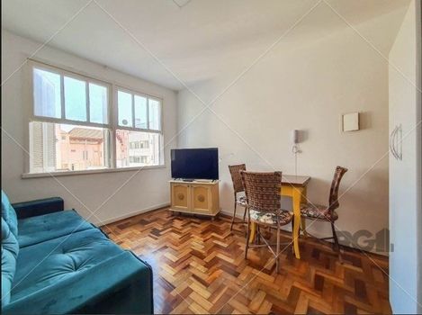 Foto 4 do(a) Apartamento de 1 quartos à venda em Centro Histórico, Porto Alegre