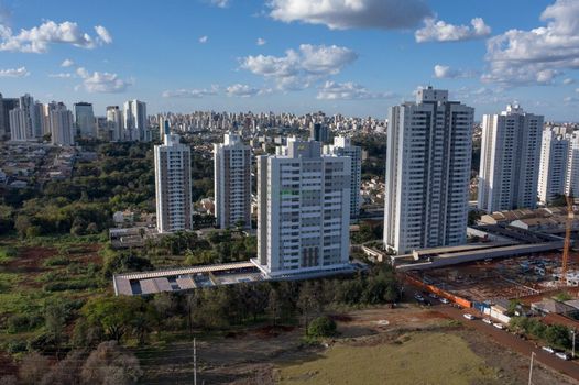 Foto 1 do(a) Apartamento de 3 quartos à venda em Aurora, Londrina