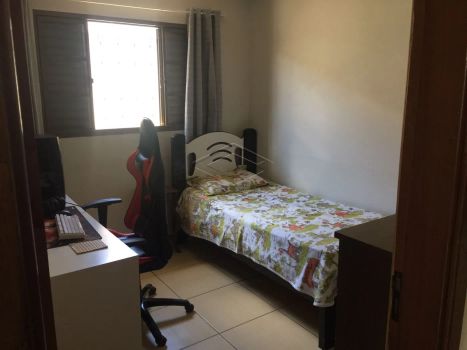 Foto 4 do(a) Casa de 3 quartos à venda em Conjunto Habitacional Maestro Júlio Ferrari, Lençóis Paulista
